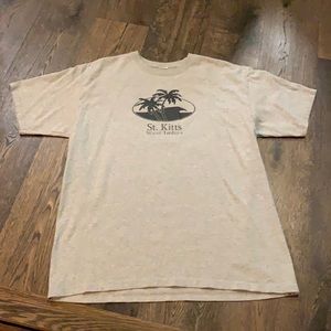 St Kitts Tee size XL Pre owned color is gray